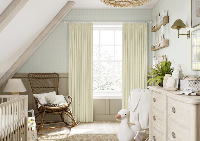 Puddle Down, Mummy Duck Shell - Made to Measure Curtains - Image 3